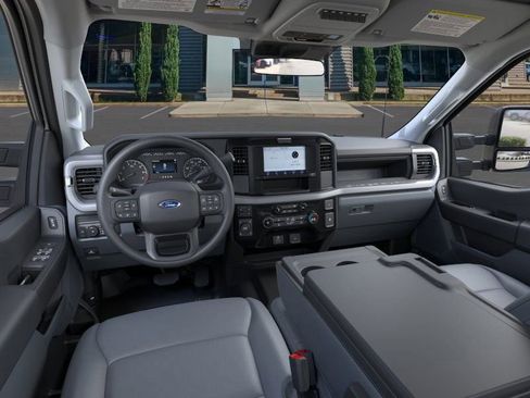 New 2026 Ford F250 XL w/ XL Chrome Package image 8
