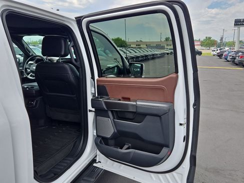 Used 2021 Ford F150 Lariat w/ Equipment Group 502A High AWD/4WD image 16