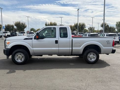 Used 2015 Ford F250 XL w/ Power Equipment Group AWD/4WD image 6