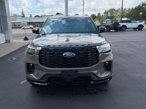 New 2026 Ford Explorer ST-Line AWD/4WD image 4