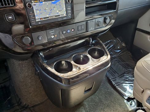 Used 2021 GMC Savana 2500 RWD image 56
