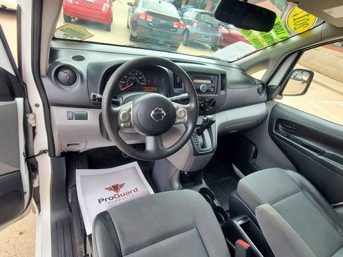 Used 2017 Nissan NV200 S w/ Cruise Control Package FWD image 13