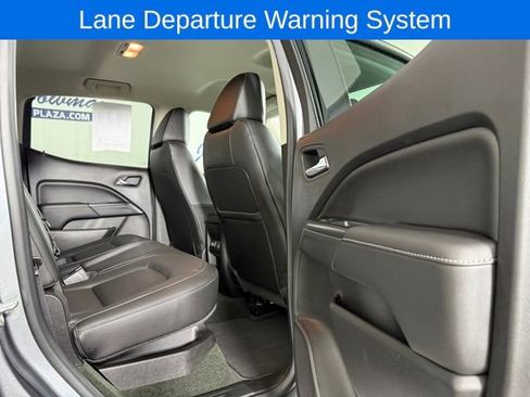 Used 2018 GMC Canyon SLT w/ Driver Alert Package image 16