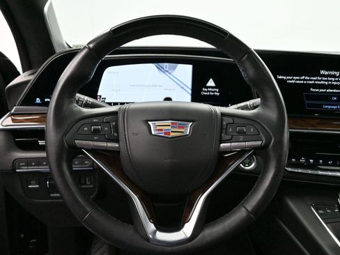 Used 2022 Cadillac Escalade Sport Platinum image 16