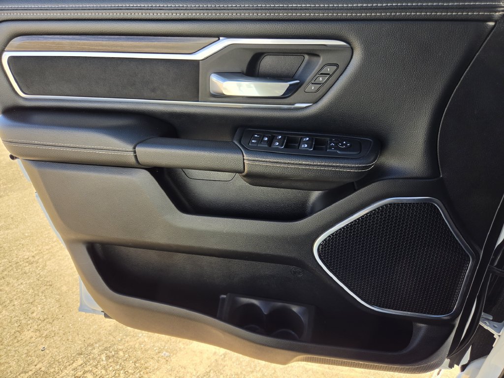 Used 2026 RAM 1500 Laramie AWD/4WD image 24
