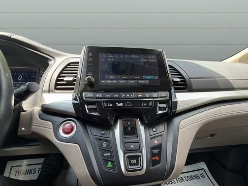 Used 2019 Honda Odyssey Touring image 16