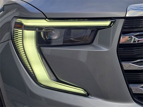 Certified 2025 GMC Acadia Elevation image 10