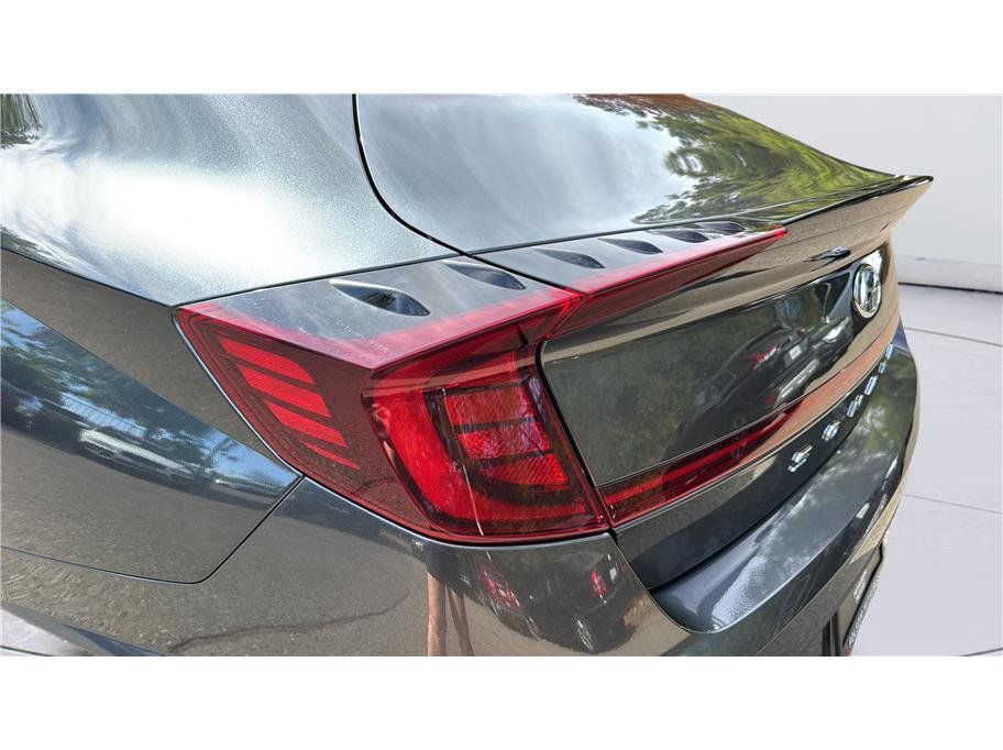 Used 2021 Hyundai Sonata Blue FWD image 11