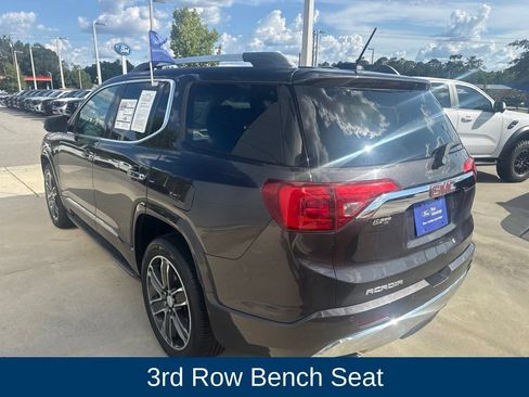 Used 2019 GMC Acadia Denali w/ Technology Package FWD image 4