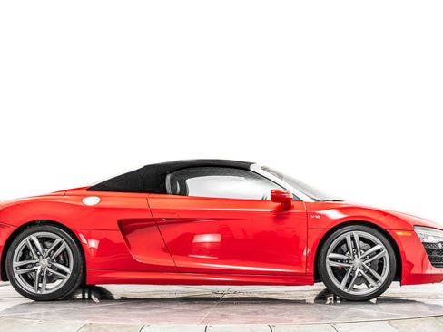 Used 2014 Audi R8 V10 AWD/4WD image 17