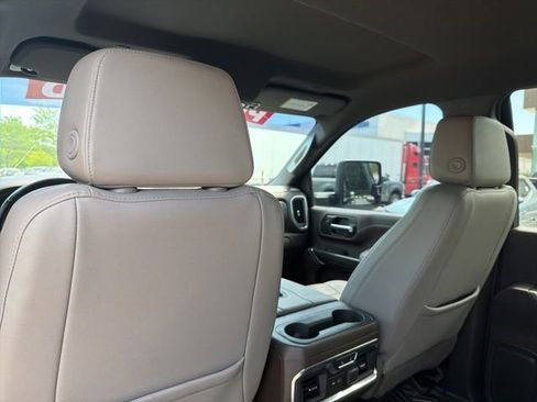 Used 2021 Chevrolet Silverado 2500 LTZ w/ Z71 Chrome Sport Edition AWD/4WD image 31