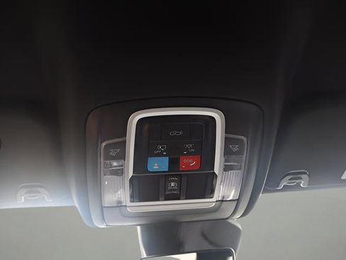 New 2026 RAM 1500 Laramie AWD/4WD image 25