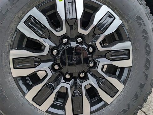 New 2026 GMC Sierra 2500 Denali Ultimate image 6