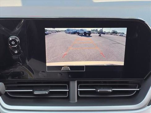 New 2026 Chevrolet Trax LS w/ LS Convenience Package FWD image 20