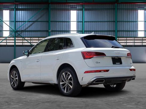 Used 2023 Audi Q5 2.0T Premium Plus w/ Premium Plus Package AWD/4WD image 3