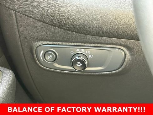 Used 2023 Chevrolet Equinox LS w/ LS Convenience Package FWD image 19