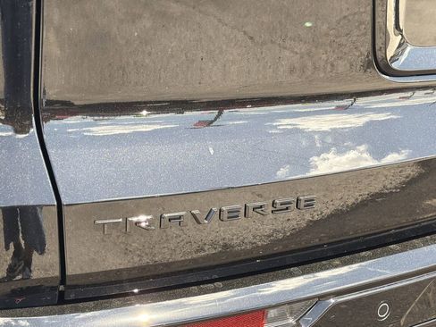 New 2026 Chevrolet Traverse RS w/ LPO, Floor Liner Package image 26