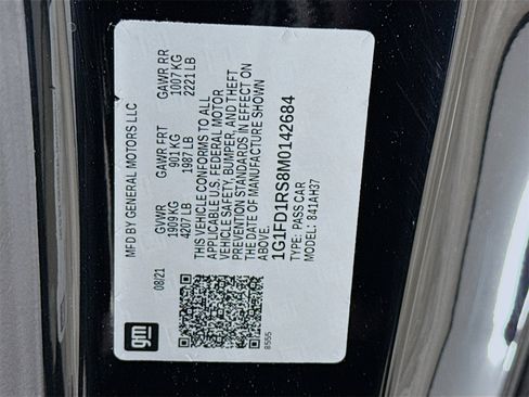 Used 2021 Chevrolet Camaro LT image 30