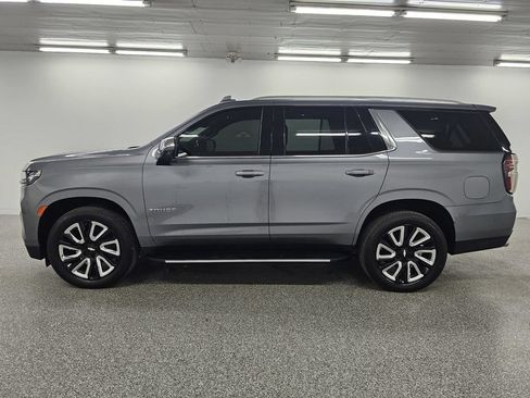 Used 2021 Chevrolet Tahoe Premier w/ Premium Package AWD/4WD image 9