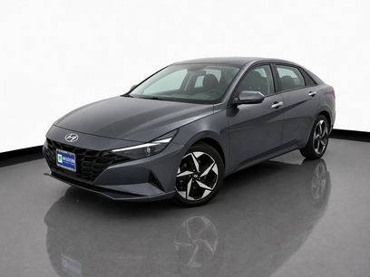 Used 2023 Hyundai Elantra SEL w/ Convenience Package