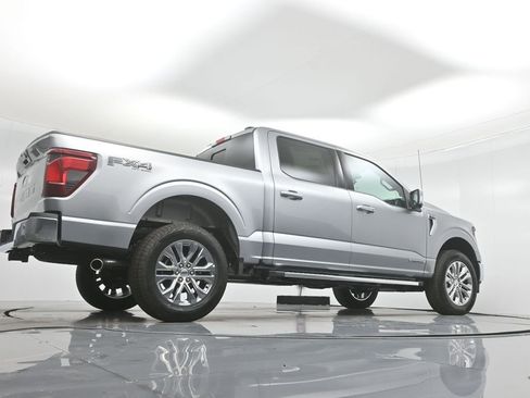 New 2025 Ford F150 XLT w/ Equipment Group 303A High image 46