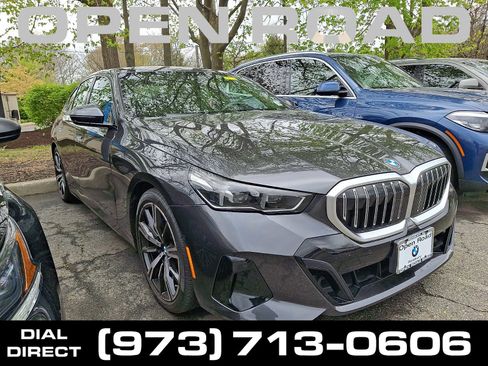 Used 2025 BMW 530i xDrive w/ M Sport Package AWD/4WD image 1