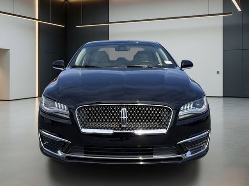 Used 2019 Lincoln MKZ Reserve w/ Reserve Plus Package AWD/4WD image 8