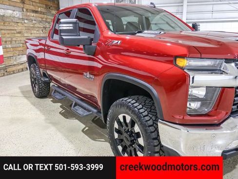 Used 2020 Chevrolet Silverado 2500 LT w/ Texas Edition image 34