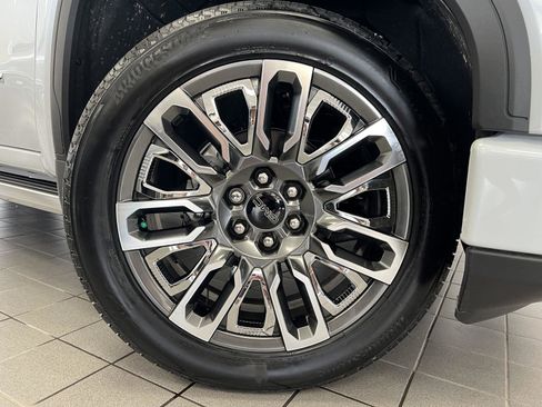 New 2026 GMC Sierra 1500 Denali Ultimate AWD/4WD image 2