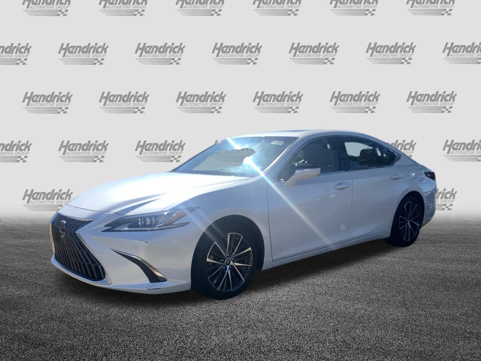 Used 2023 Lexus ES 350 w/ Premium Package FWD image 5