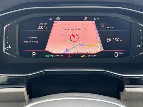 Used 2020 Volkswagen Jetta SEL Premium FWD image 24