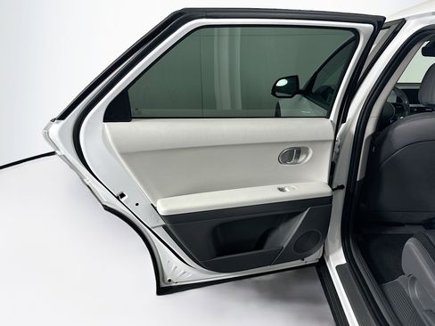 Used 2024 Hyundai Ioniq 5 SEL RWD image 26