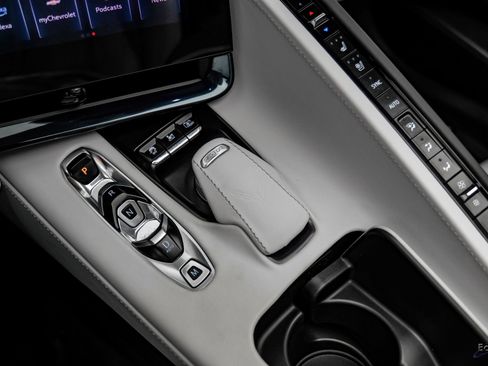 Used 2025 Chevrolet Corvette Z06 w/ Z07 Performance Package image 68