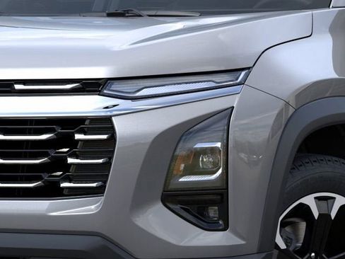 New 2026 Chevrolet Equinox LT FWD image 10