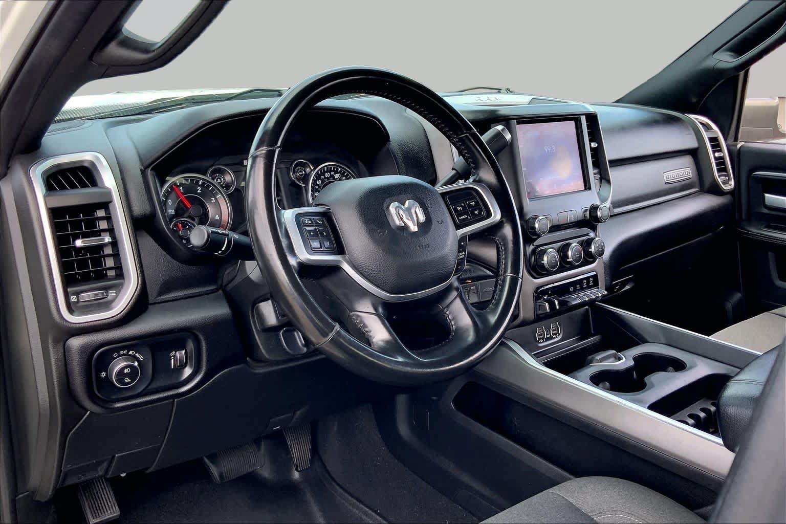 Used 2021 RAM 3500 Big Horn w/ Level 1 Equipment Group AWD/4WD image 17