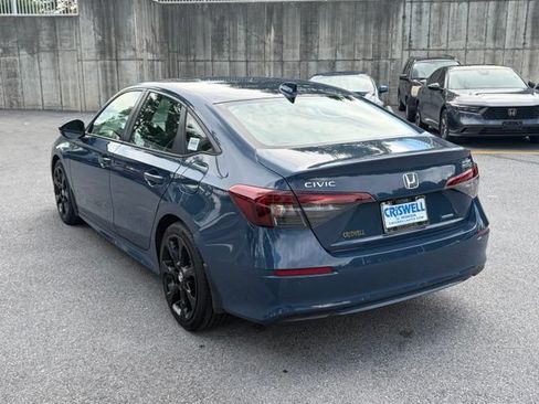 Used 2025 Honda Civic Sport Touring image 5