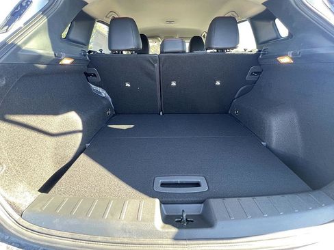 New 2026 Nissan Kicks SR image 33