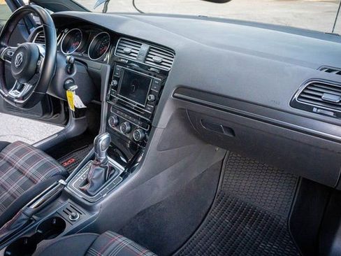 Used 2018 Volkswagen GTI S image 31