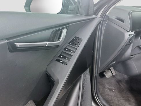 Used 2026 Kia Niro LX FWD image 15