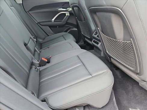 Certified 2025 Audi Q5 Premium w/ Convenience Package AWD/4WD image 20