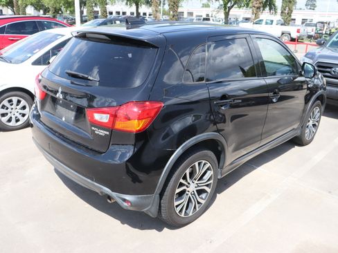Used 2017 Mitsubishi Outlander Sport ES image 11