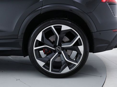 Used 2024 Audi RS Q8 AWD/4WD image 42