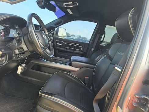 Used 2022 RAM 2500 Laramie AWD/4WD image 5