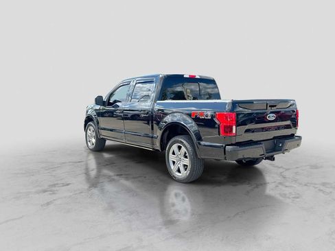 Used 2019 Ford F150 Lariat w/ Equipment Group 502A Luxury AWD/4WD image 4