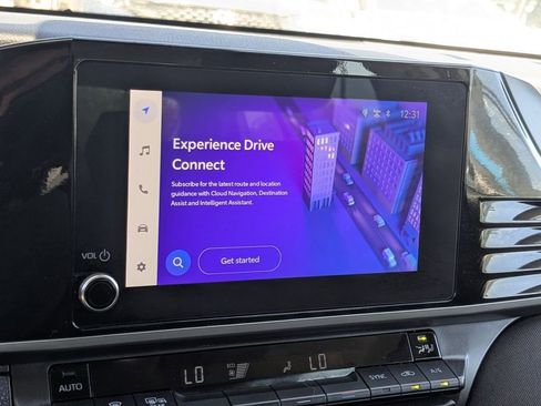 Used 2025 Toyota Camry LE image 20