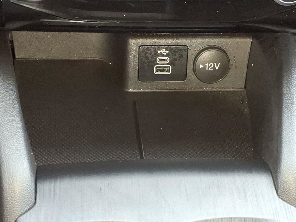 Used 2024 Ford Escape Active w/ Tech Pack #1 AWD/4WD image 18