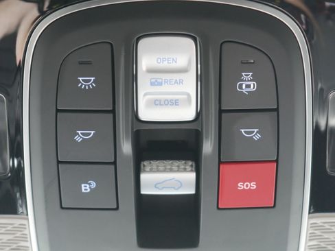 Used 2024 Hyundai Palisade Limited AWD/4WD image 35