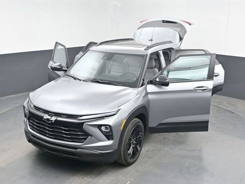 New 2026 Chevrolet TrailBlazer LT w/ Midnight Edition FWD image 49