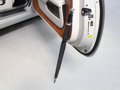 Used 2014 Rolls-Royce Wraith RWD image 34