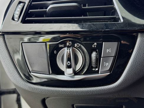 Used 2023 BMW M5 w/ Competition Package image 10